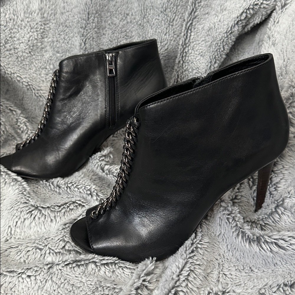 Coach Olie Soft Shine Calf Leather Bootie Sz 9.5 - Picture 6 of 11